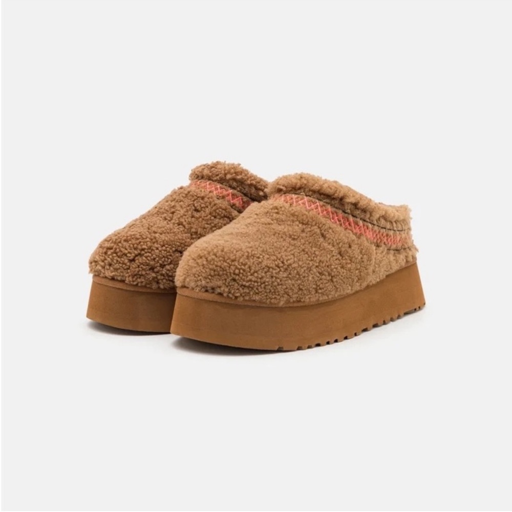 NWT Tazz UGG Braid Fur Clog Platform Slipper- Hardwood